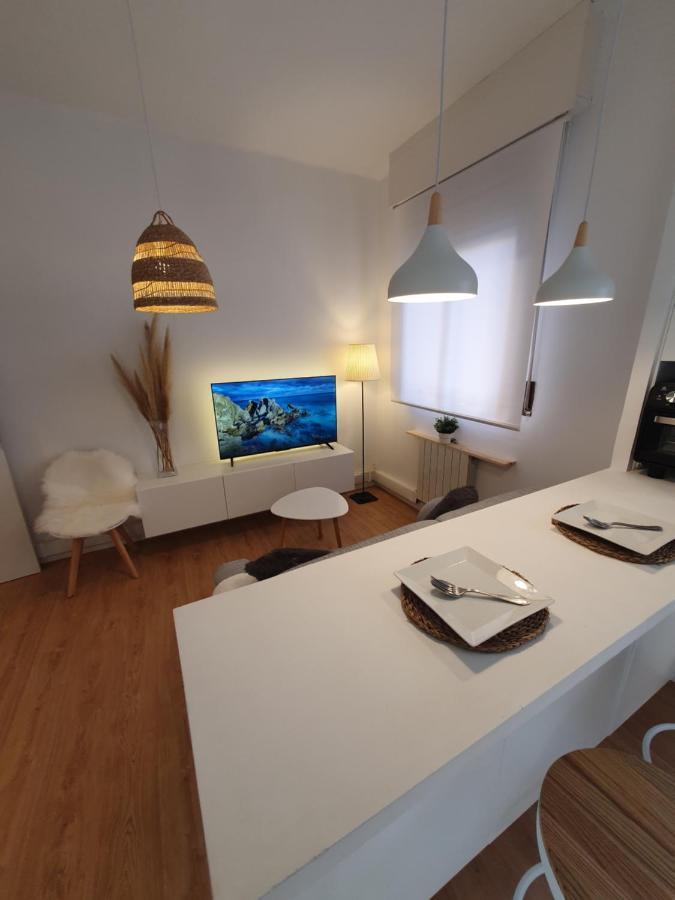 Aimendi Host Bilbao District Center II Apartment Bagian luar foto